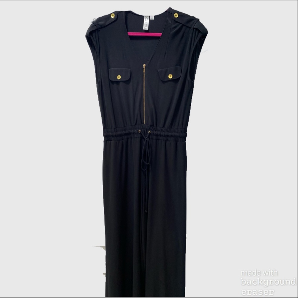 Sleeveless Jumpsuit - Picture 2 of 6